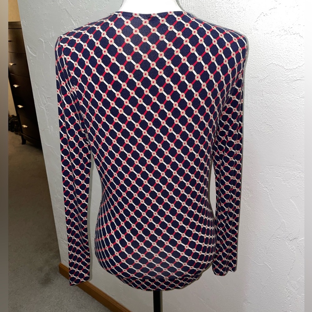 ❤️ Talbots - Patterned Wrap-Front Top - Size: S - Picture 4 of 7